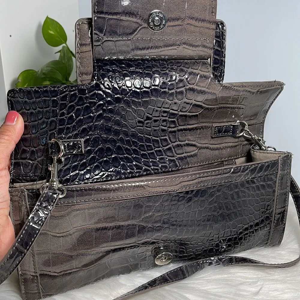 Squared by Sondra Roberts clutch bag.